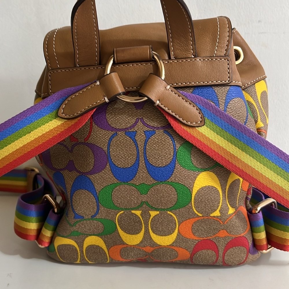 Coach Pennie Backpack 22 In Rainbow Signature - Picture 14 of 14